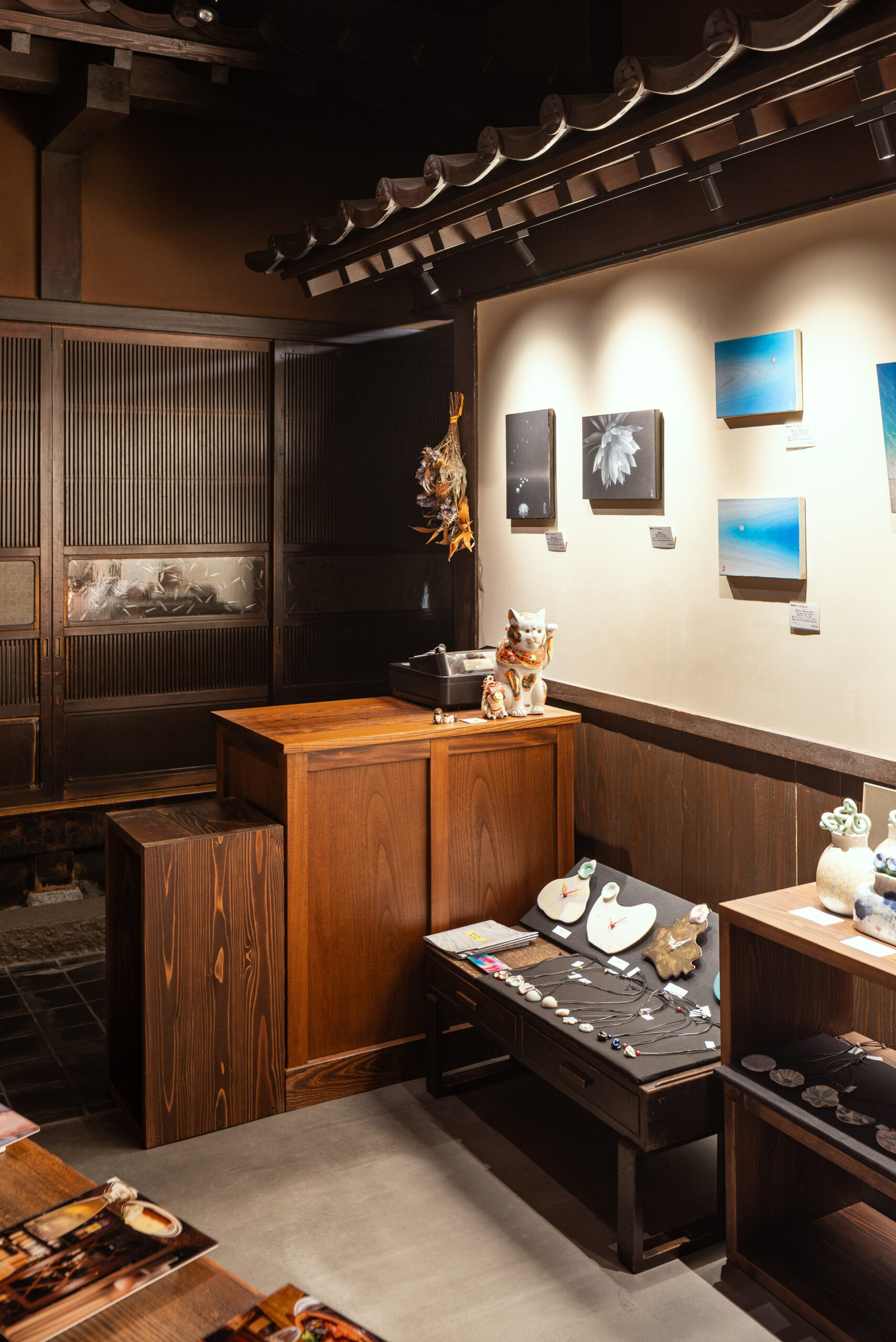 kobiki gallery and crafts shop 4