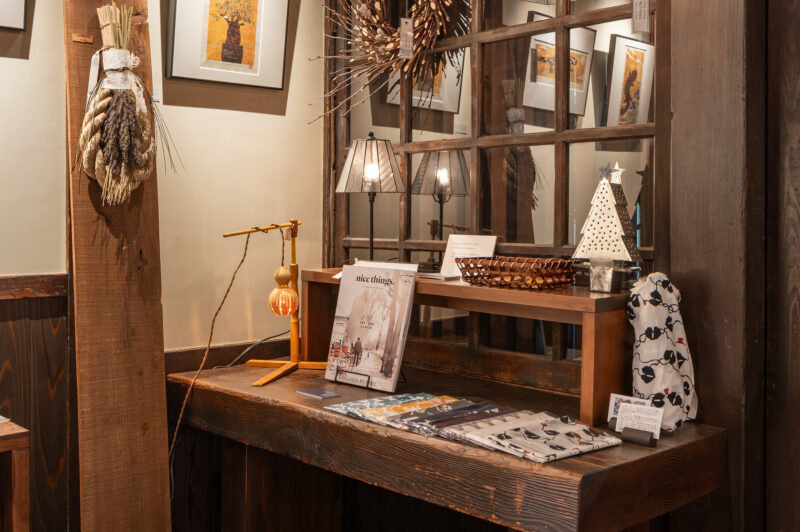 kobiki gallery and crafts shop 5