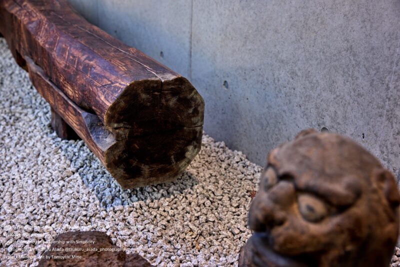 JMM 東京 表参道ギャラリー　古木ベンチ納品3