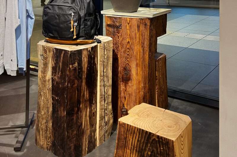 BEAMS JAPAN SHIBUYA　古木ディスプレイ台